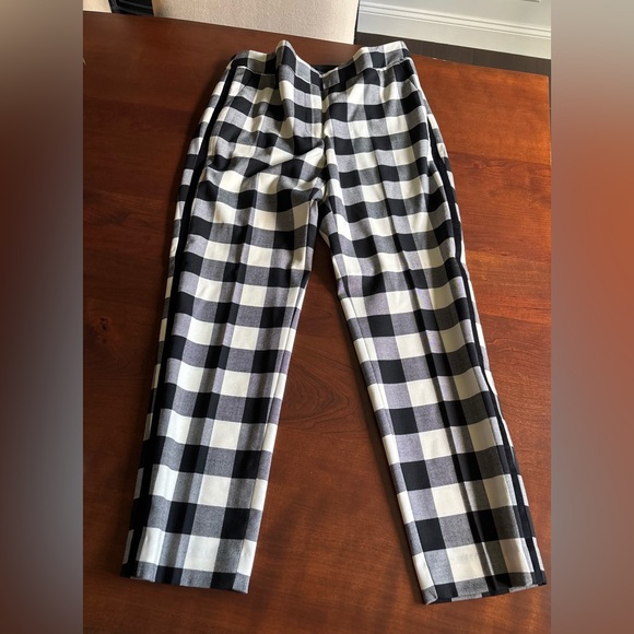 NWT TALBOTS Hampshire Ankle Buffalo Check Ivory/Black Straight-Leg Pants, 6 P - Picture 1 of 14